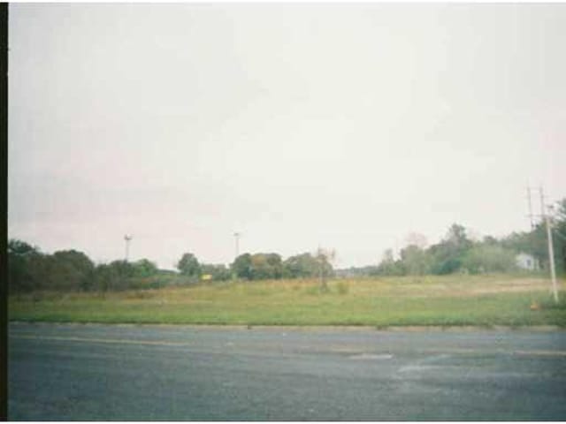 1800 Maple