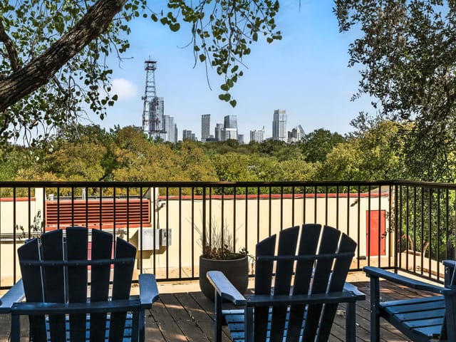 View 1800 W 10th ST 1800 W 10th ST - property photo 1 - Luxury home in Austin, TX