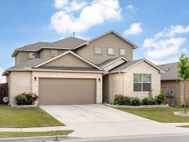 18005 Umberto DR