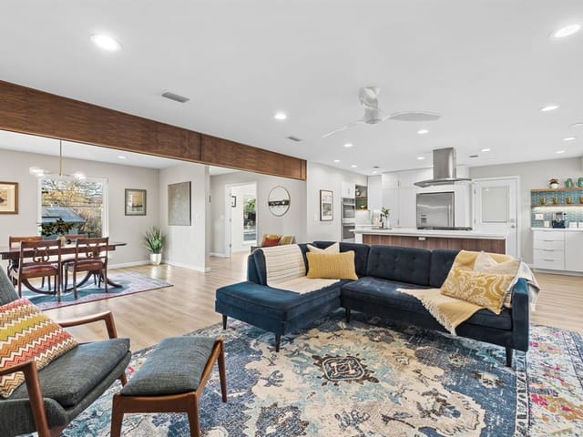 1801 Barton Hills DR