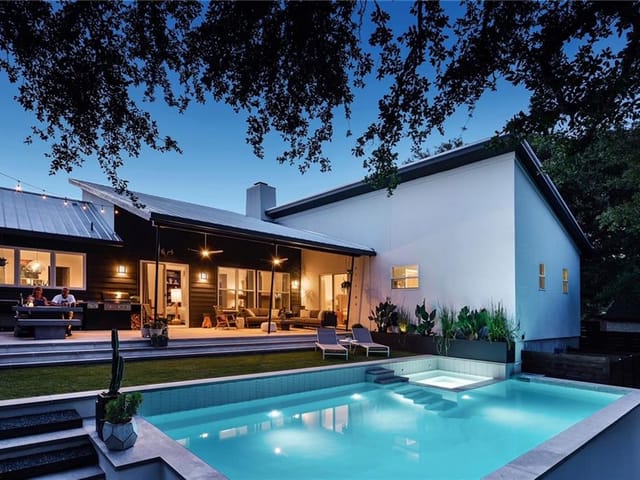 1801 Carlotta Ln