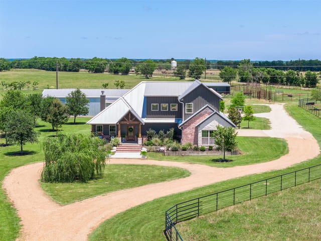 1801 County Road 216