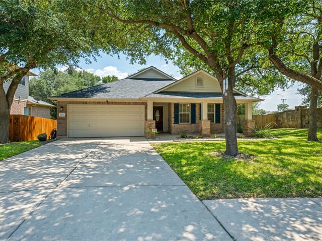 1801 Creek Crest WAY