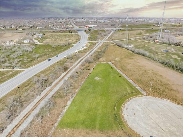 1801 Industrial DR