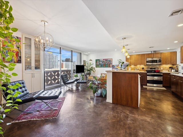 1801  Lavaca St  #11A