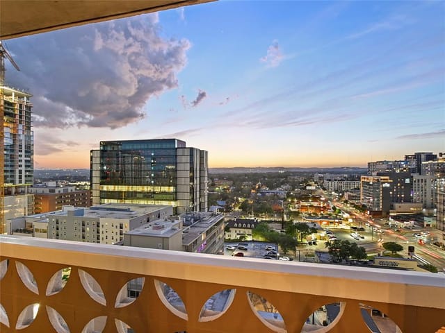 1801 Lavaca St Unit #13L