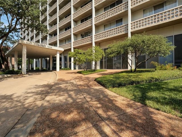 1801 Lavaca St Unit #4D
