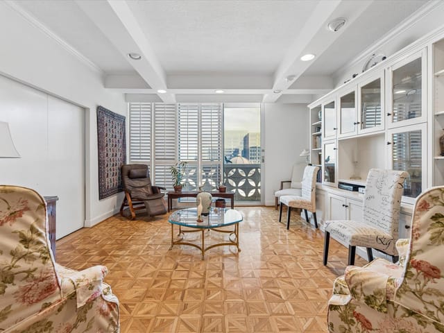 1801 Lavaca St Unit #6E