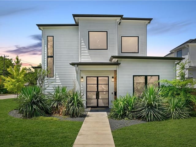 1801 Pasadena Dr