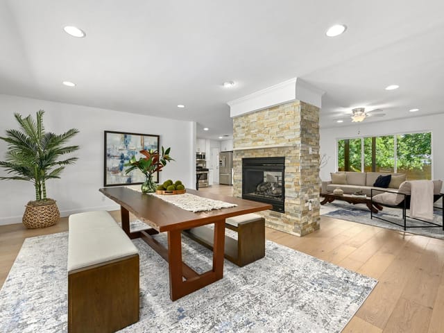 1802 Corona Dr