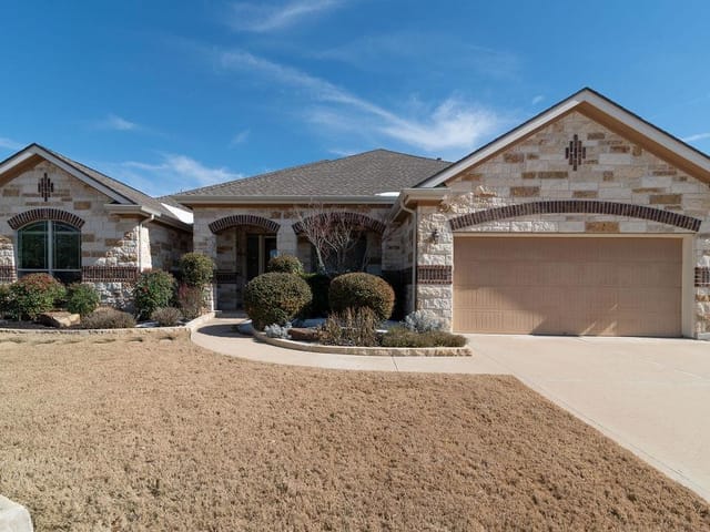 1802 Pradera Path