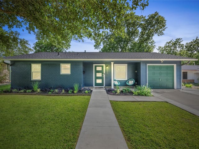 1803 Forestglade Drive