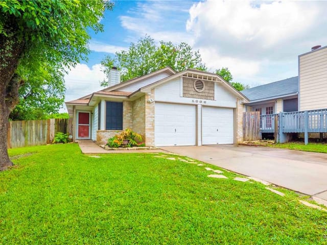 1803 Heatherglen Ln