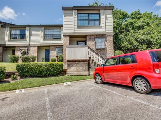 1804 Capital Pkwy Unit #21