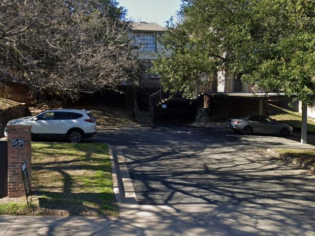 1804 Capital PKWY Unit #27