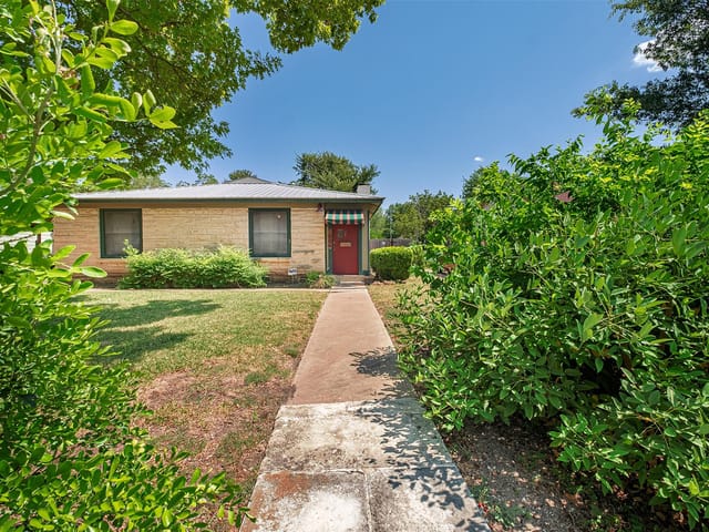 1804 Cullen Ave