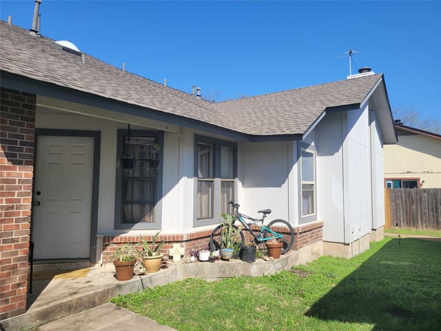 1804 Rawhide Dr