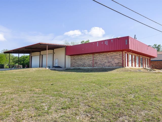 1804 W Cameron Ave