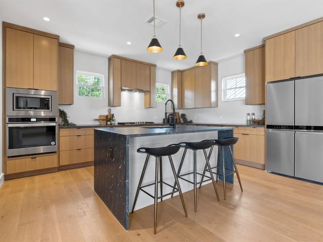 1805 E 3rd St Unit #1