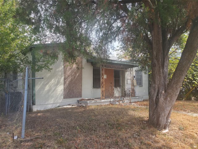 1805 McKinley Ave