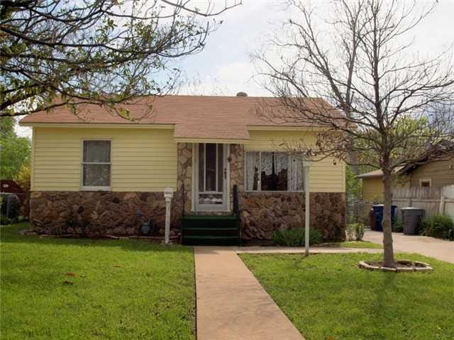 1805 Pasadena DR