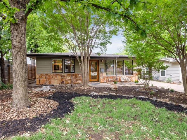 1807 Richcreek Rd
