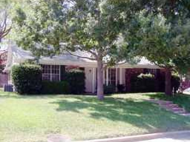 1808 CEDAR RIDGE DR