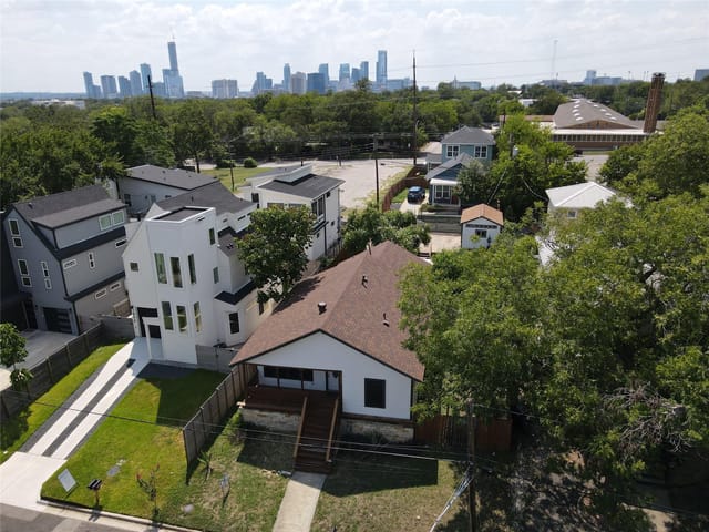 1808 Maple Ave