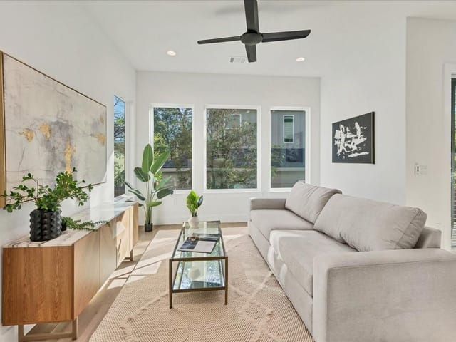 1809 Maple Ave Unit #1