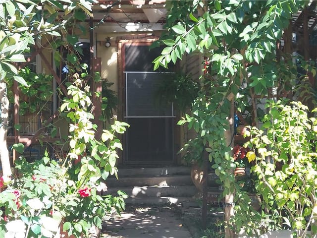 1809 Mckinley Ave