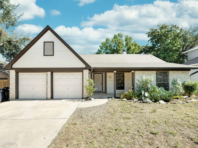1810 Parkwood Dr