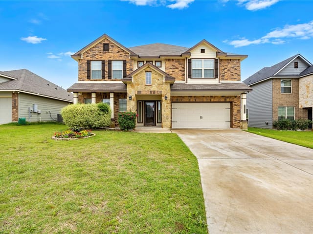 1811 Ashburn DR