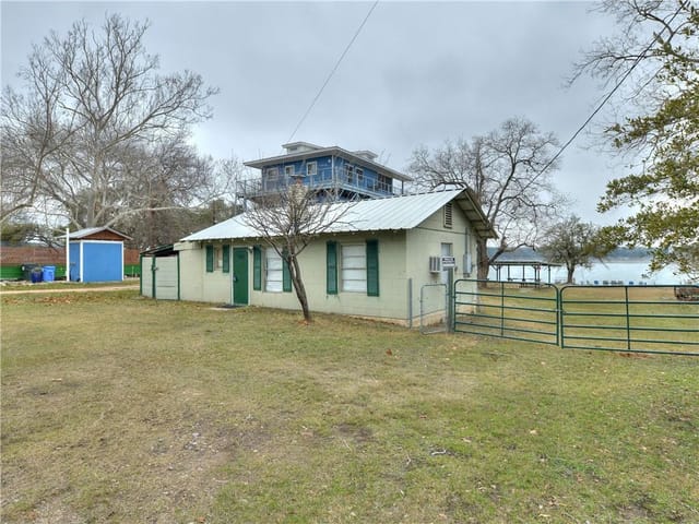 1811 Graveyard Point Rd