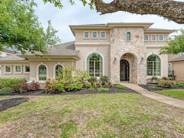 1812 Heliotrope CT
