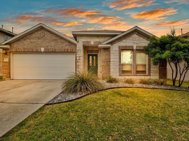 1812 Mcclannahan Dr
