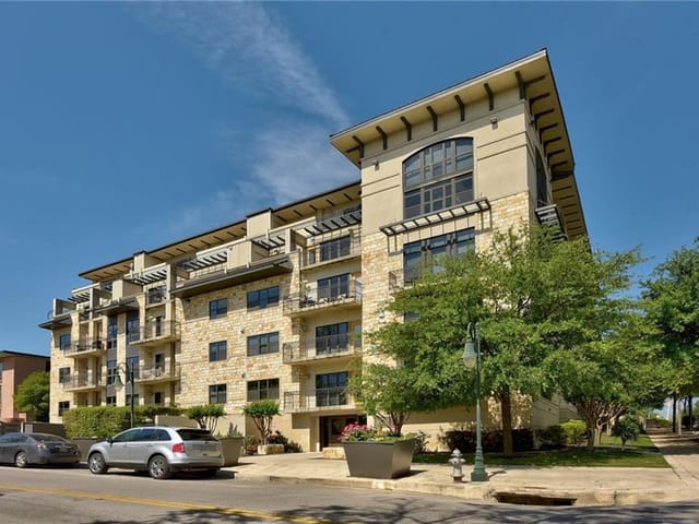 1812 WEST Ave Unit #302