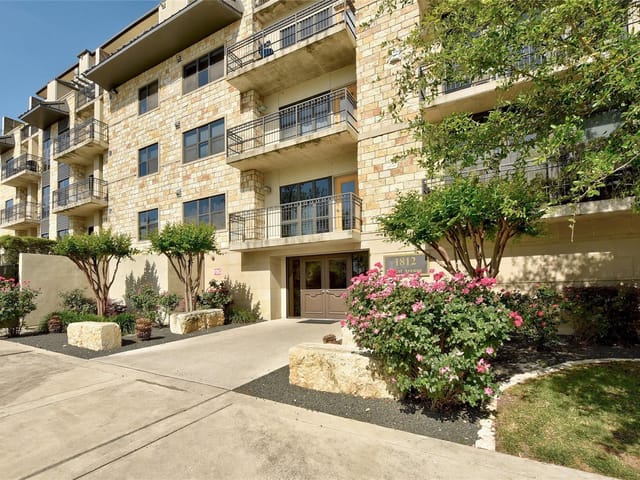 1812 West Ave Unit #308