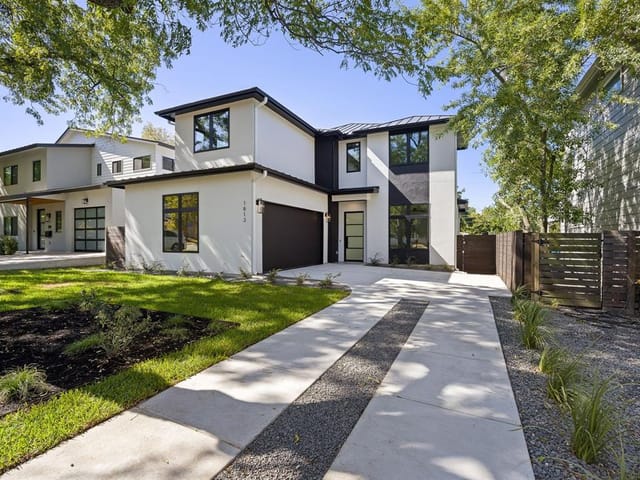 1813 Richcreek Rd