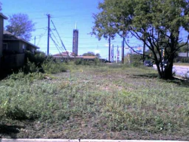 1814 Maple Ave