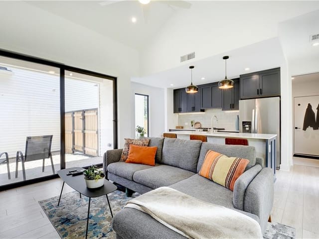 1816 Adina St Unit #2