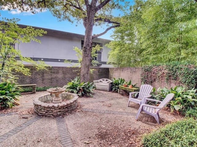 1816 Waterston Ave Unit #4