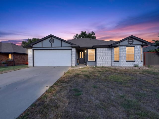1817 Dusk DR