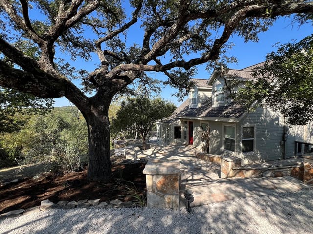 182 Belle Dr