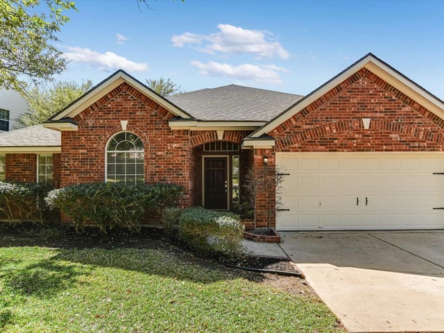 18200 Whitewater Cv