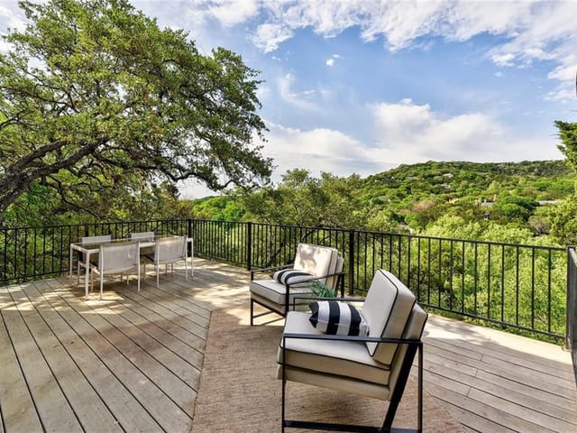 1821 Westlake Dr Unit #110