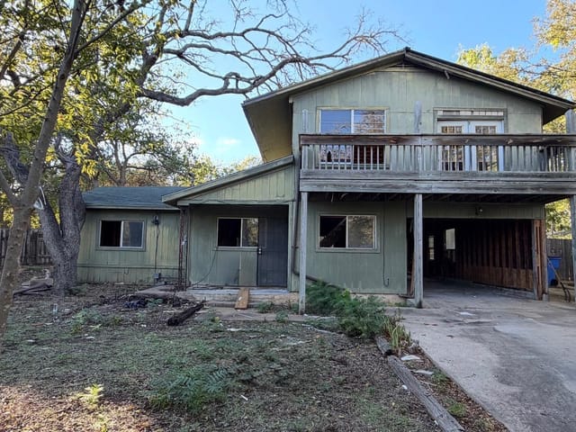 18210 Lura LN