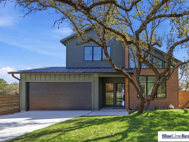 18305 Lake Oaks DR