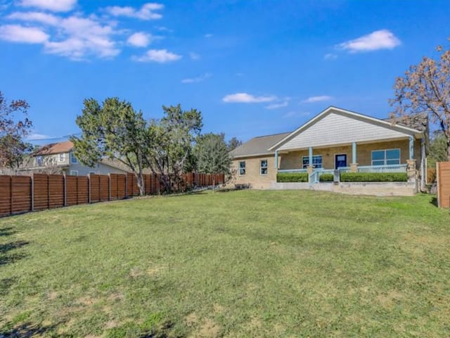 18322 Lake Oaks Dr
