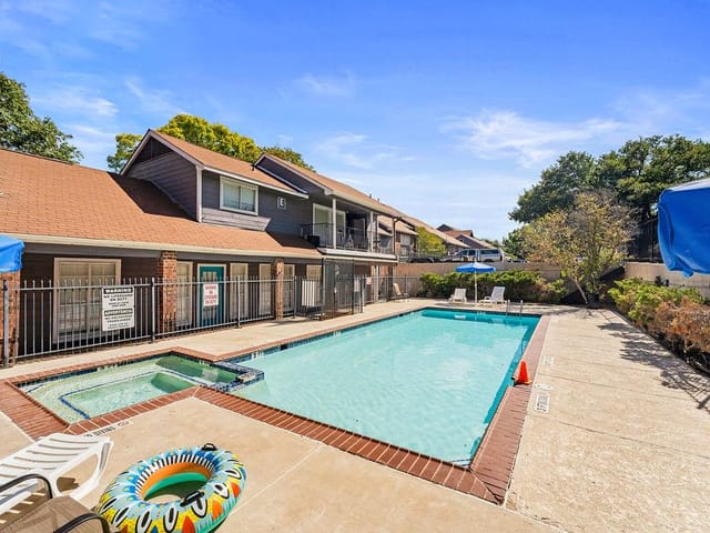 1840 Burton DR Unit #172