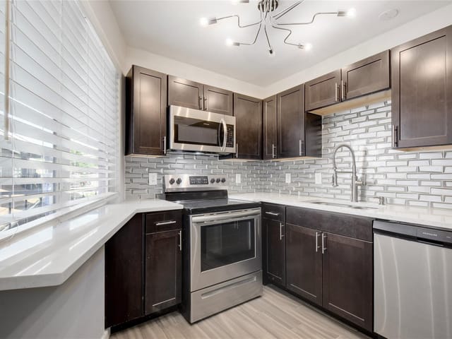 1840 Burton Dr Unit #186